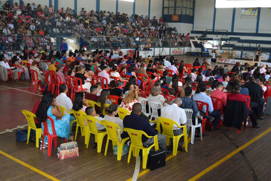 Assembleia das Testemunhas de Jeová reúne centenas de fieis da região em Brumado