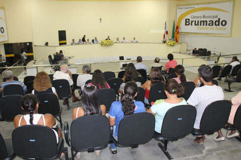 Brumado: População participa de audiência pública para implantação de Orçamento Participativo