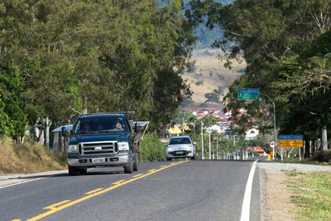 BA-270: Governador inaugura estrada recuperada em Itarantim e Potiraguá