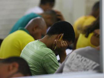 Bahia: Decreto garante 30% das vagas de concursos públicos à população negra