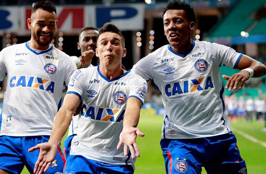 Bahia vence Goiás na Fonte Nova e entra no G-4 na série B