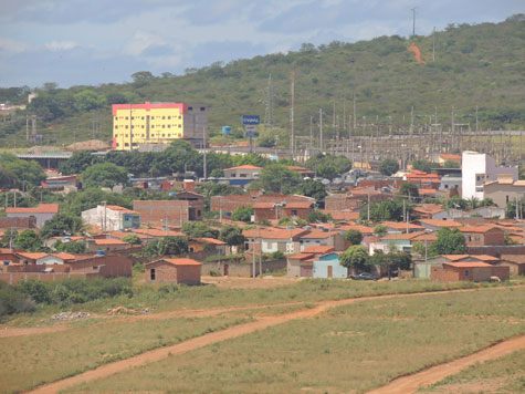 Brumado: 15 homens assaltam comerciante e levam mais de R$ 50 mil em confecções