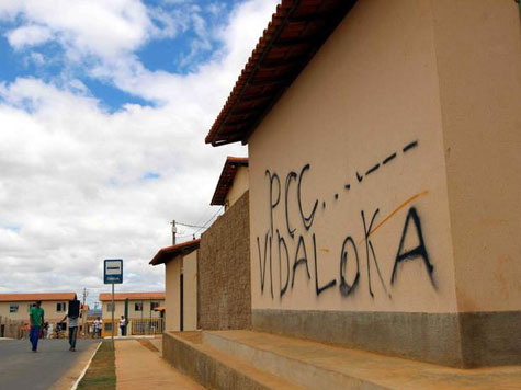 Vitória da Conquista: Moradora que posou com Dilma tem casa visada por ladrões