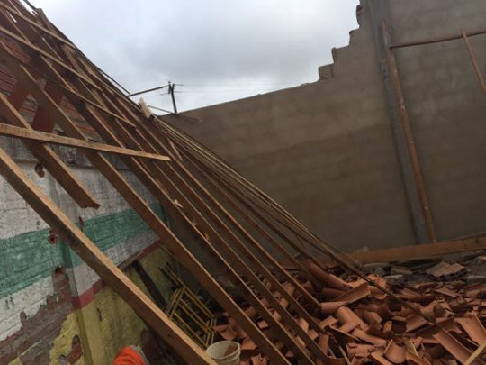 Teto de escola desaba na comunidade de Ponto da Pedra em Barra da Estiva