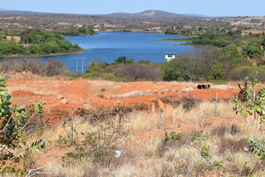 Brumado: Sem tratamento, água da Barragem do Rio do Antônio é distribuída a R$ 120