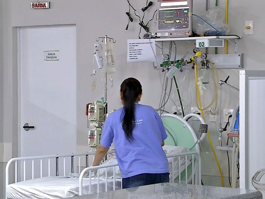 Bebê tem agulhas na cabeça após suposto ritual em Mato Grosso