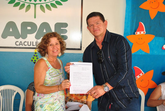 Governo de Caculé assina acordo de cooperação com a Apae