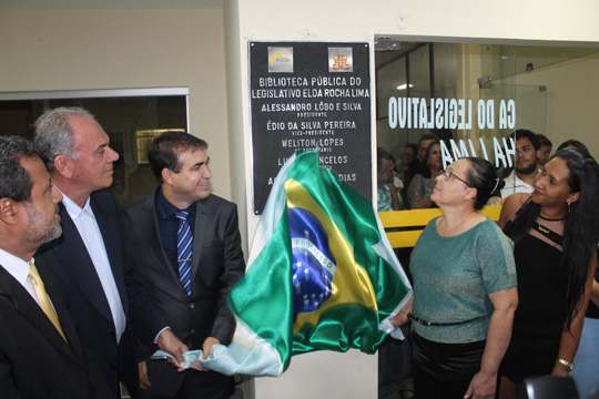 Câmara de Vereadores entrega Biblioteca e Infocentro à população de Brumado