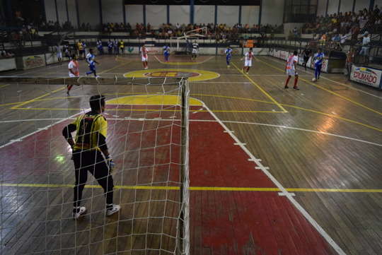 Big Lanches vira sobre o Ajax e chega bem perto da taça de campeão do brumadense de futsal