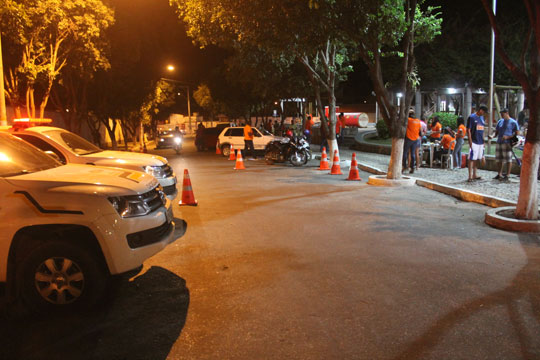 Caravana itinerante do Detran faz blitz da lei seca em Brumado