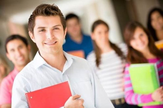 Programa de bolsas de estudo facilita acesso ao Ensino Básico e Superior em Brumado
