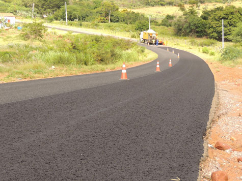 Brumado: Começa o recapeamento da BR-030