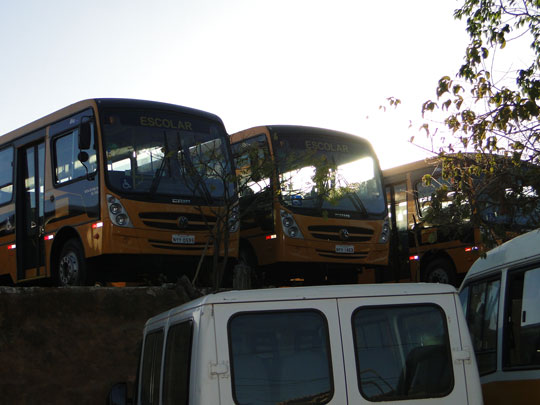 Contran: Transporte escolar terá de oferecer cadeirinha