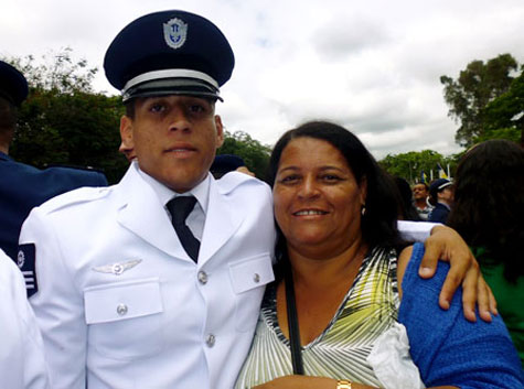 Jovem brumadense se forma em Aeronáutica