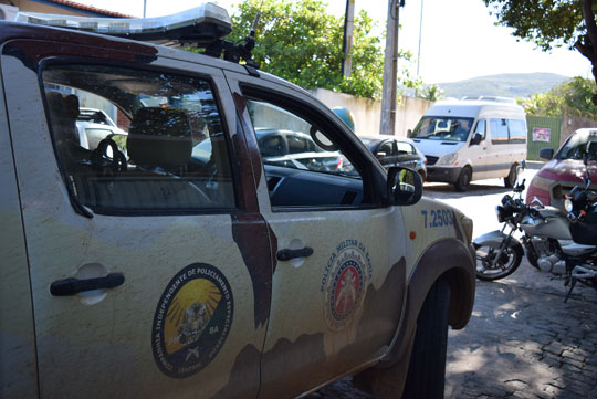 Brumadense feito refém relata momentos de angústia com o bando que atacou Boa Nova