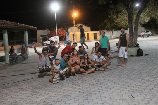 Jovens brumadenses estão aderindo ao Slackline