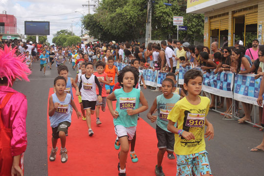 12ª Maratoninha e Paramaratoninha movimentam o dia das crianças em Brumado