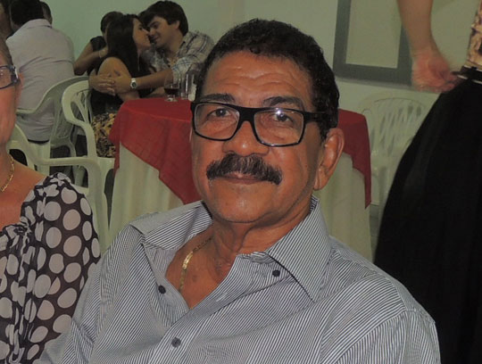 Advogado Edson Pereira Santos é homenageado com título de cidadão brumadense