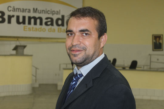 Brumado: Alessandro Lôbo comemora conquista que beneficiará comunidade de Arrecife