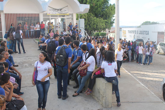 Brumado: Aulas da rede estadual se encerram no próximo dia 17
