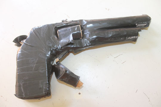 Brumado: Adolescente utilizava simulacro artesanal de arma para roubar celular