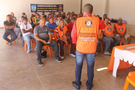Brumado: Guarda Municipal pode entrar em greve por não cumprimento dos 30% e falta de uniformes