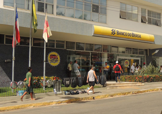 Empresário é roubado na porta do Banco do Brasil em Brumado