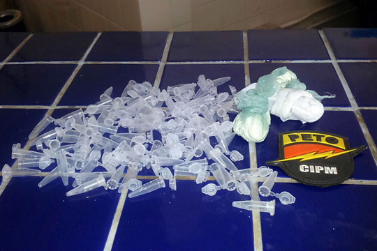 Brumado: Policiais da 34ª CIPM prendem caculeense suspeito de tráfico de drogas