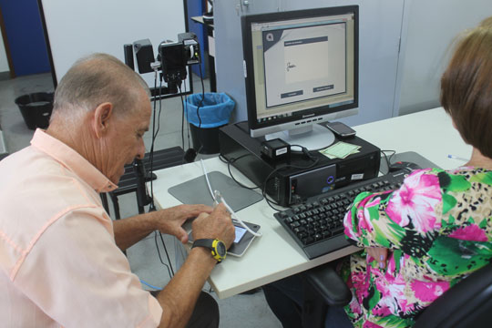Eleitores de Brumado e região passam por recadastramento biométrico