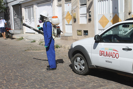 Brumado: Em estado grave, adolescente com suspeita de dengue hemorrágica é transferida para UTI em Itapetinga