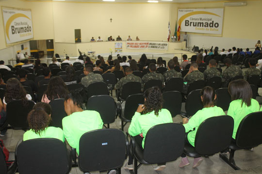 Com proposta de amadurecimento nas políticas sociais, Conferência da Juventude é realizada em Brumado