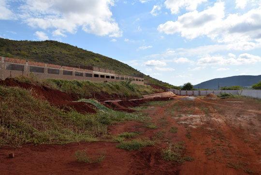 Brumado: Obras da nova escola de Tempo Integral em Ubiraçaba seguem em ritmo acelerado