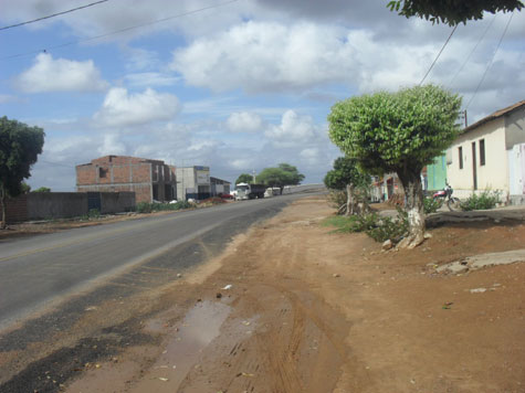 Brumado: Moradores da Vila Presidente Vargas reivindicam construção de lombada