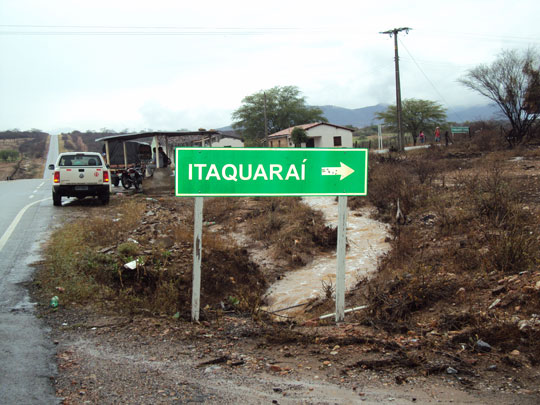 Brumado: Cavalo solto na pista provoca grave acidente em Itaquaraí