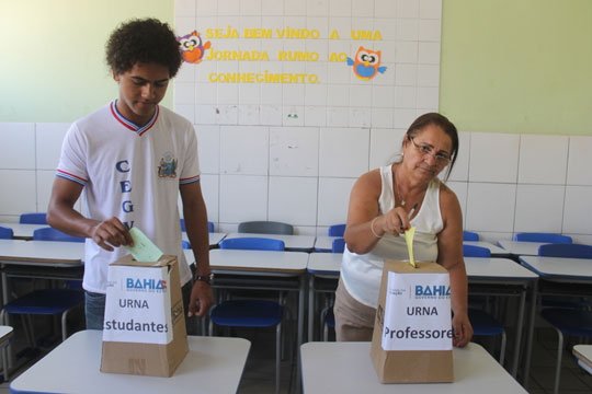 Eleições para escolha dos novos diretores movimentam os colégios estaduais em Brumado