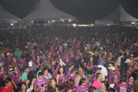 Mais de 4 mil pessoas comparecem ao Forró do Sítio Novo 2015