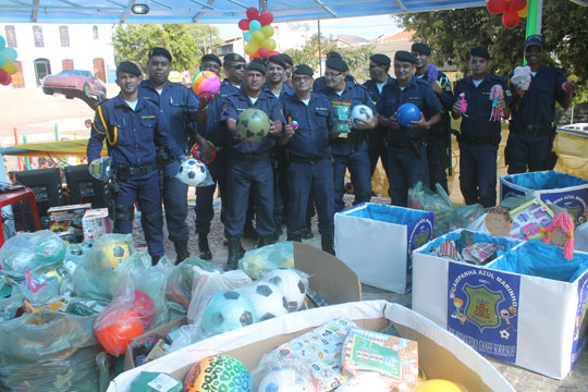 Dia da Guarda Municipal é celebrado com distribuição de brinquedos em Brumado