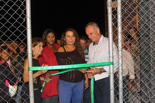 Brumado: Comunidade participa da inauguração da quadra da Escola Idalina Azevedo