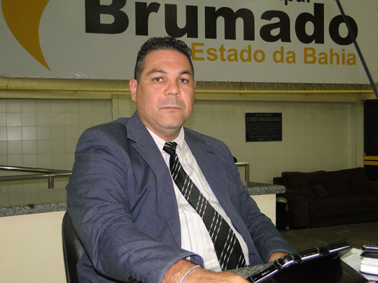 Visando retorno ao legislativo brumadense, Léo Vasconcelos deve ir para o PDT