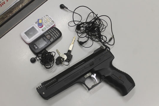 Brumado: Adolescentes são apreendidos com pistola de pressão após roubarem celulares