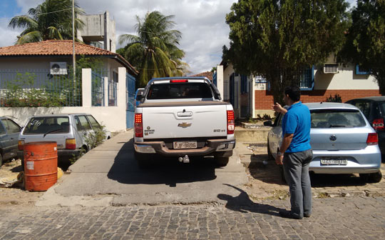 Brumado: Polícia recupera veículo roubado de advogado em centro espírita