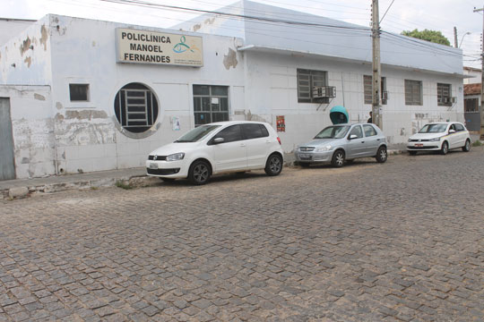 Sem verba, prefeitura de Brumado ainda não reformou prédio da Policlínica Manoel Fernandes