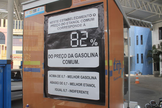 Postos de combustíveis de Brumado começam expor percentual de valor entre etanol e gasolina
