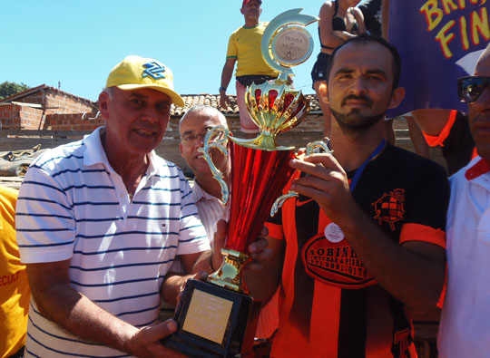 Prefeitura de Brumado apoia realização do 2º Campeonato de Futebol do Bairro Dr. Juracy
