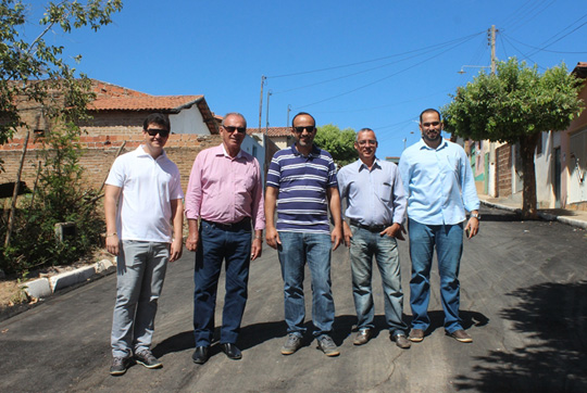 Brumado: Prefeito visita obras no Bairro Dr. Juracy nesta terça-feira (22)