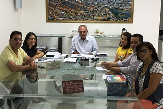 Prefeitura de Brumado firma parceria com ong AuAu para manutenção do Canil/Gatil