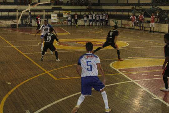 Beda e Lagarto vencem na abertura da taça interestadual de futsal em Brumado