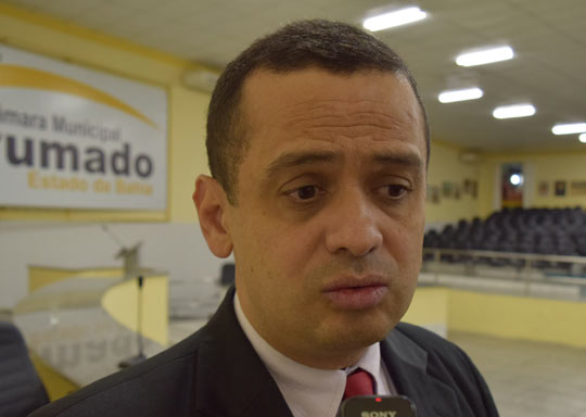 Brumado: Vereador aponta amadorismo na SMTT e diz que vai acabar com a indústria das multas