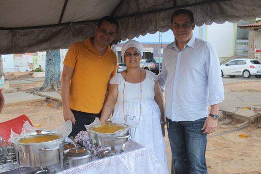 Brumado: Prefeito assina ordem de serviço para início das obras de reforma da Praça do Jurema