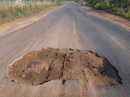Governo só tem dinheiro para tapar buracos nas rodovias até agosto